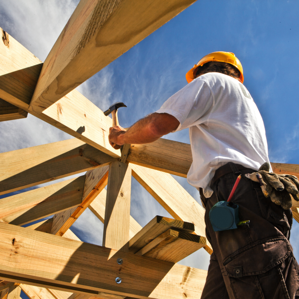 Travaux de charpente traditionnelle et traitement des bois